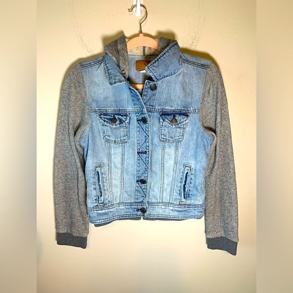 American Eagle denim hooded jacket size M